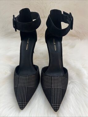 Pelle Moda Black Suede Ankle-Strap Pointed-Toe Pumps with Patterned Toe